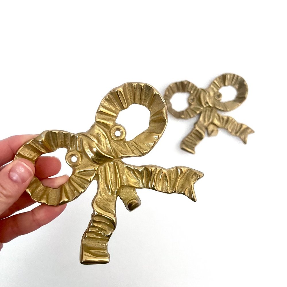 Set of 2 Vintage Brass Ribbon Bow Wall Hooks Hangers Grandmillennial Christmas